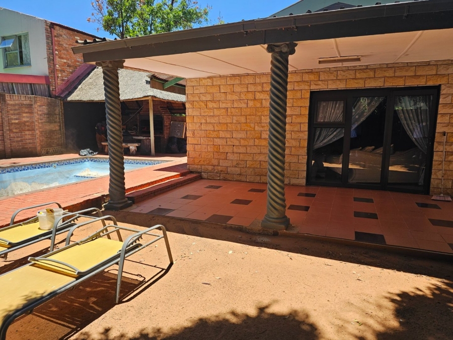 3 Bedroom Property for Sale in Uitsig Free State